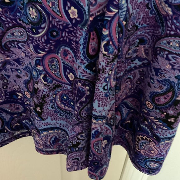 Kim Rogers Swing Top - Picture 7 of 8